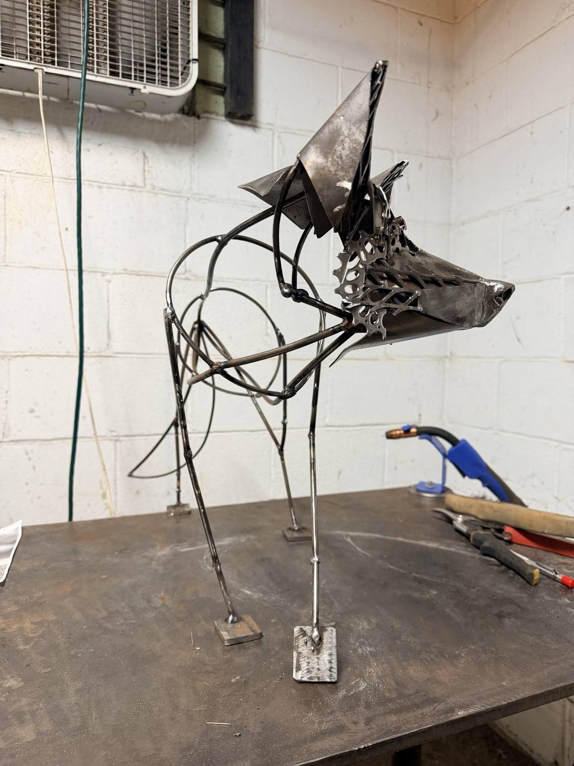 Franklin's head mounted on the developing wire-frame body and legs