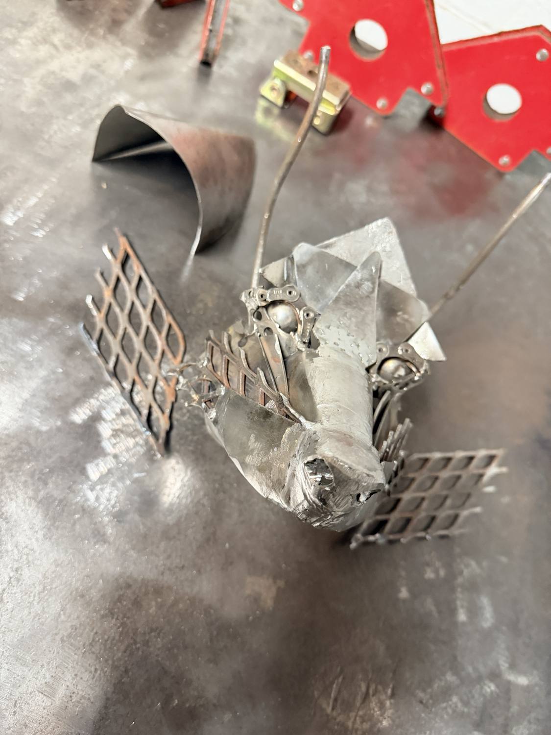 Close-up of Franklin's muzzle and ear detail before final welding
